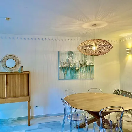 Trocadero Beach, Tennis And Pool Villa Marbella