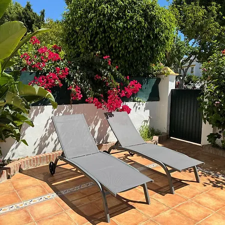 Villa Trocadero Beach, Tennis And Pool